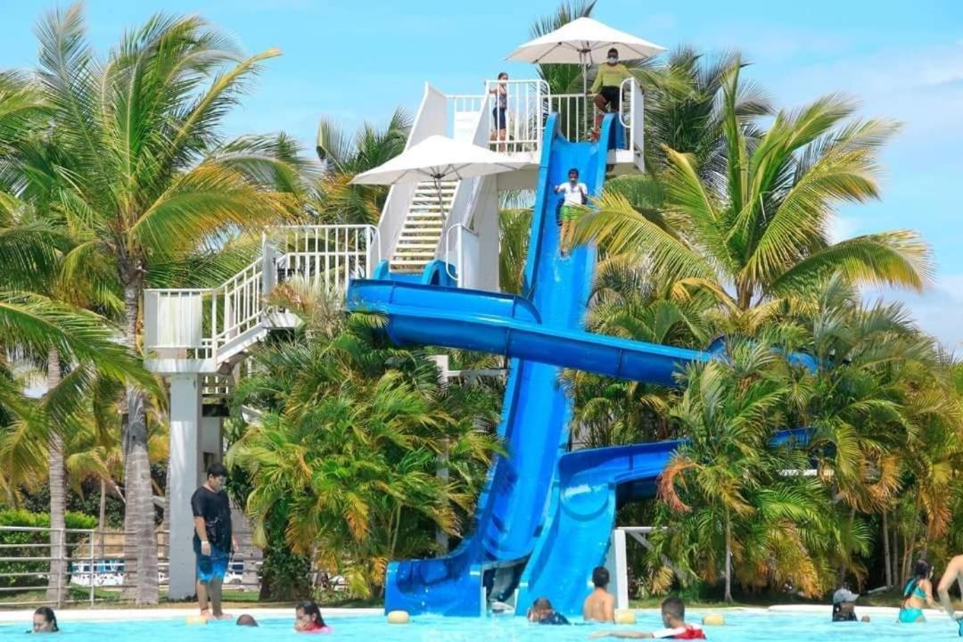 Playa Blanca Ocean Apartment *